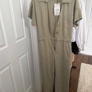 Zara Khaki Short-Sleeve Jumpsuit